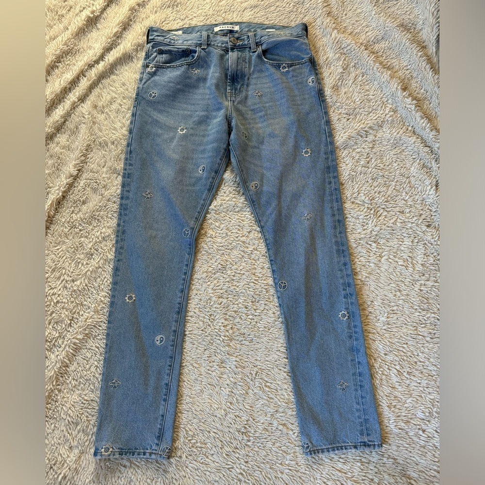 PacSun Jeans 32 x32 Slim Taper Embroidered Peace Mushrooms Flowers